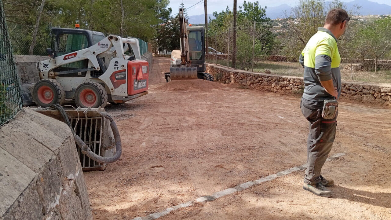 Marratx&iacute; rehabilita los caminos rurales de Can Forner y Ca Na Maiola
