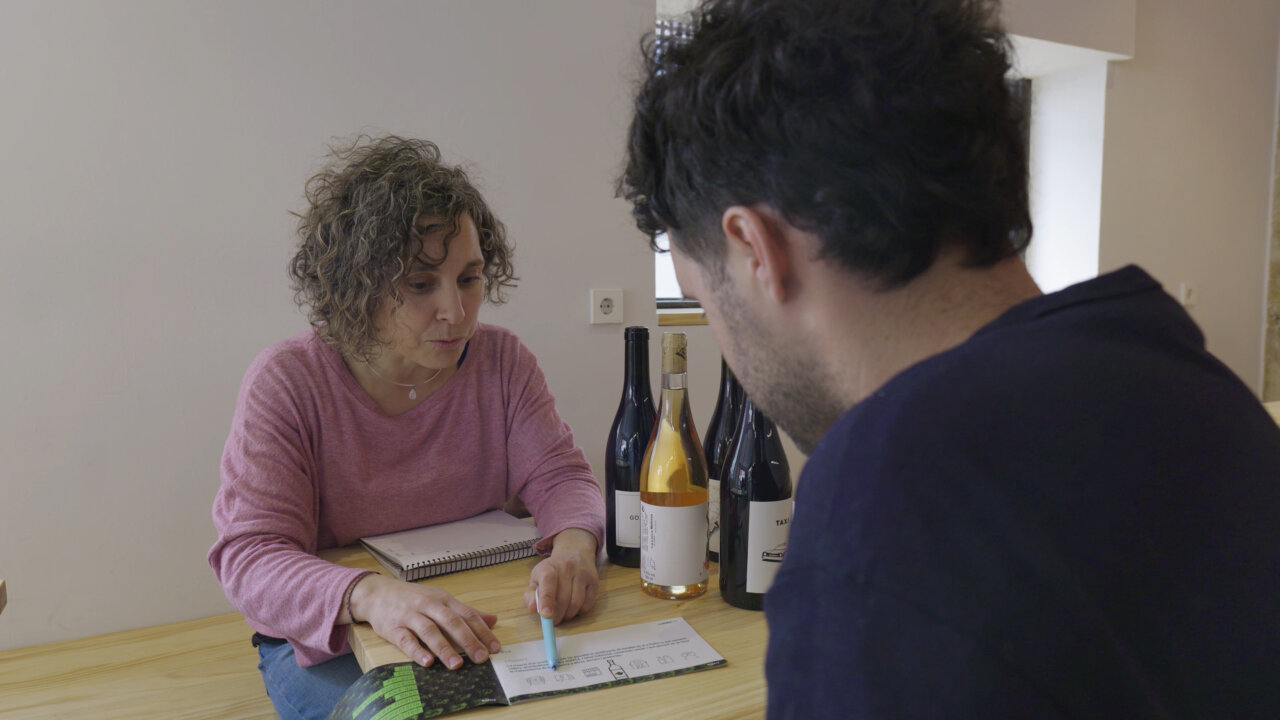 ReWINE traslada al turismo balear el modelo pionero de reutilización de botellas de vino