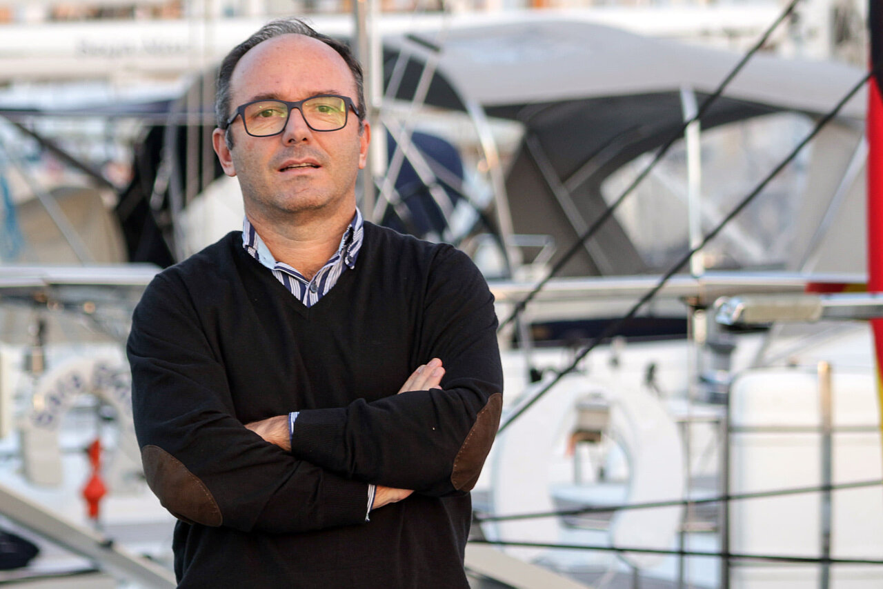 Toni Estades, presidente de la asociación de clubes náuticos de Baleares, en un puerto