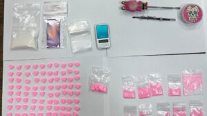 Pillado en el Portitxol con más de 100 pastillas, tusi y ketamina