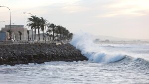 Alerta naranja en Baleares por fuertes vientos y olas de hasta 10 metros