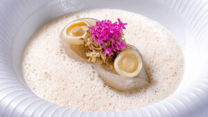 VORO revalida sus dos estrellas Michelin y consolida a Mallorca en la élite gastronómica