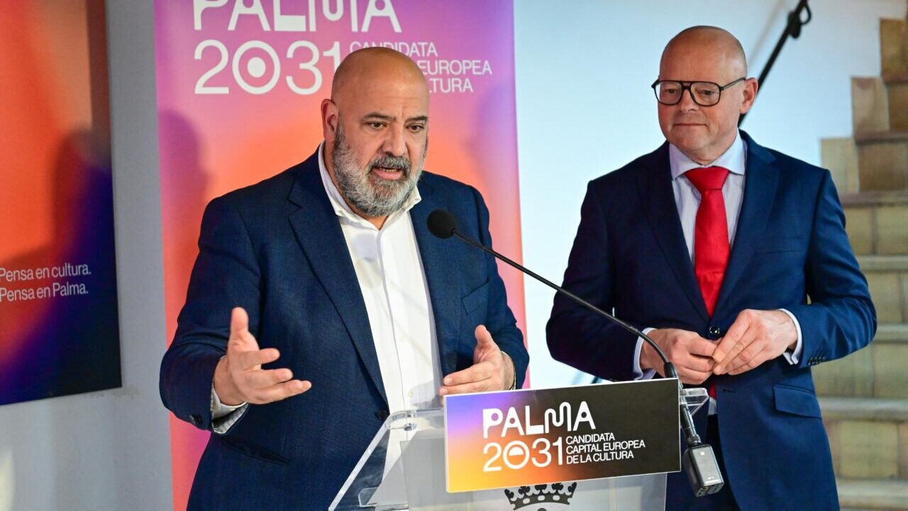 Presentación de la oficina Palma 2031 con oradores en el evento