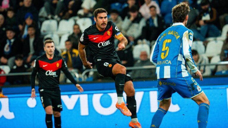 Abd&oacute;n Prats del RCD Mallorca en acci&oacute;n durante un partido de Copa del Rey