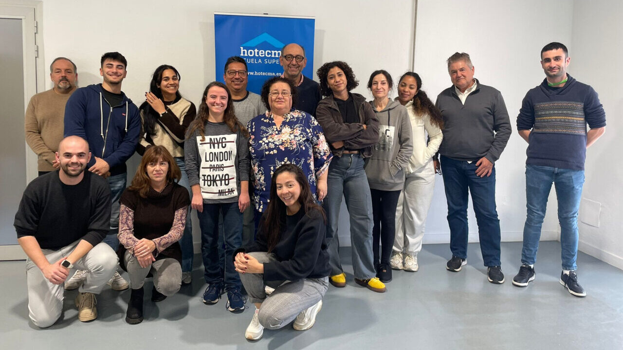 Alumnos de FP en Mallorca prueban en primicia una plataforma europea para llevar la econom&iacute;a circular a los hoteles