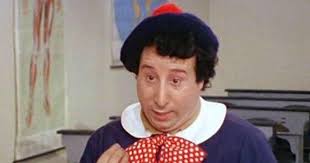 Alvaro Vitali en una escena de comedia italiana