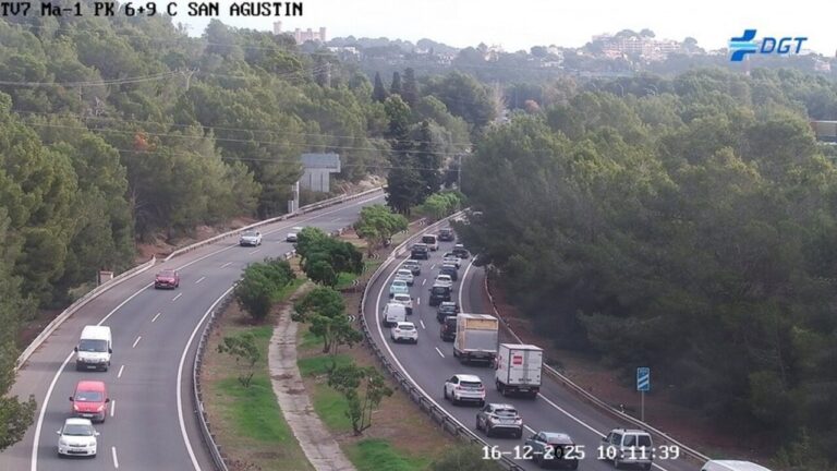 Un choque entre veh&iacute;culos en la autopista de Andratx ha generado un gran atasco. El accidente ocurri&oacute; cerca de las 09:40 en el km 5,5.