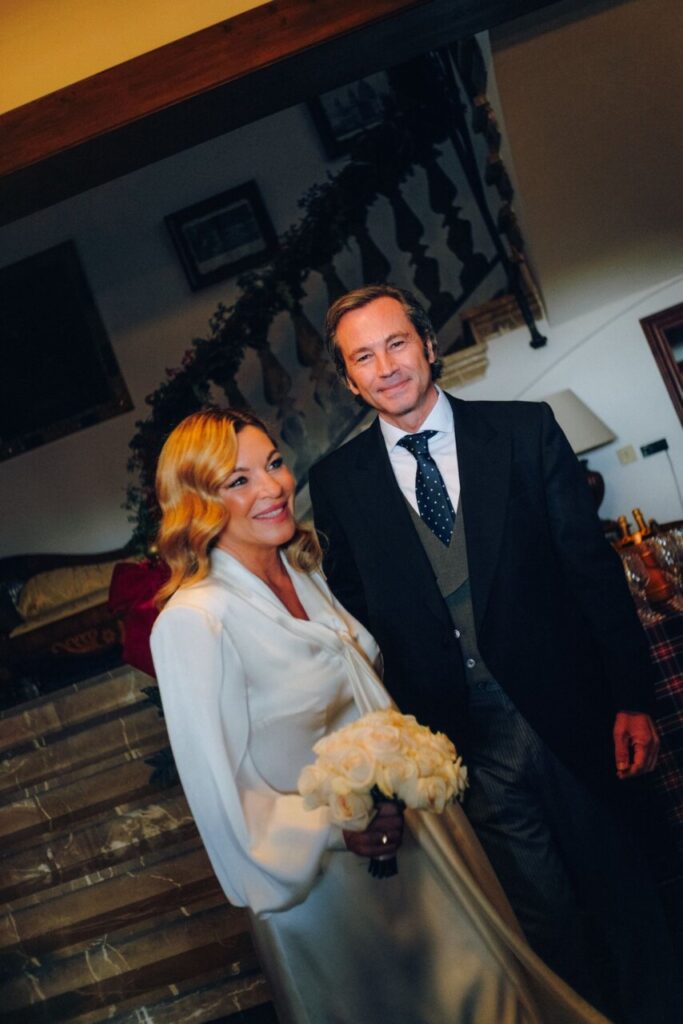 Mar&iacute;a Juan de Setmenat y Patrick L Pop en su boda en Bellagre