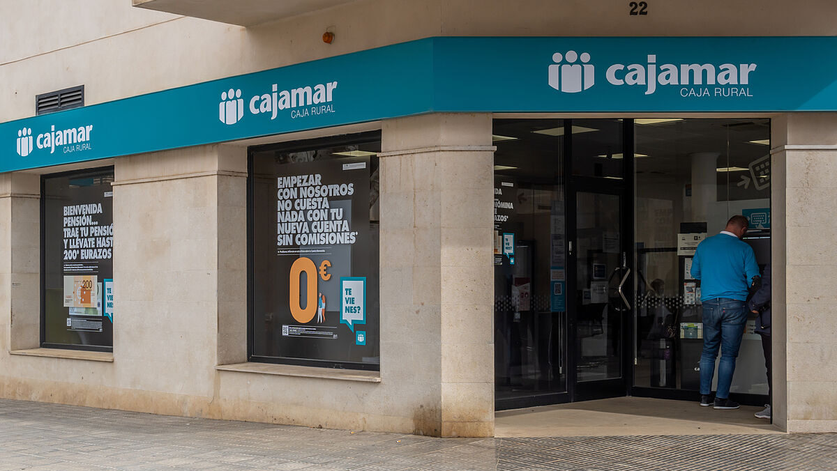 La IX edici&oacute;n del 'Premio Emprendemos', convocado por Cooperativas de Ense&ntilde;anza y Grupo Cajamar, busca promover la econom&iacute;a social en la educaci&oacute;n