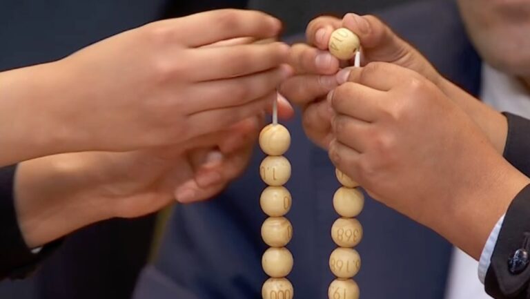 El 60.649 deja el segundo quinto premio de la Loter&iacute;a de Navidad