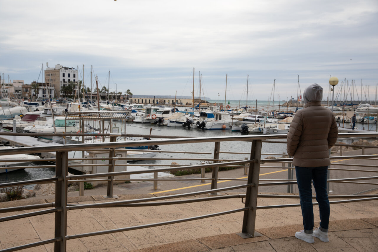Vista del Club Náutico Portitxol con embarcaciones en el puerto