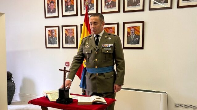 El coronel José Manuel Durán en su acto de toma de posesión.