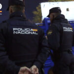 Agentes de la Polic&iacute;a Nacional durante una detenci&oacute;n en Manacor.
