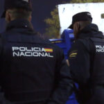 Agentes de la Polic&iacute;a Nacional durante una detenci&oacute;n en Manacor.