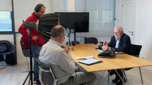 Francisco Vidal durante una entrevista sobre su trayectoria empresarial.