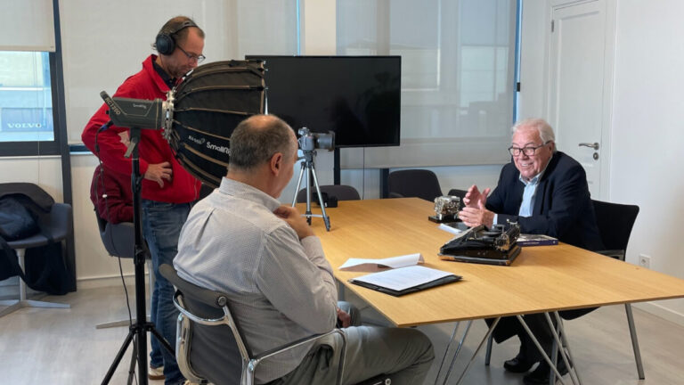 Francisco Vidal durante una entrevista sobre su trayectoria empresarial.
