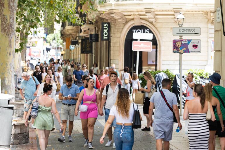 Los turistas internacionales se gastan 20.400 millones de euros en Baleares hasta octubre