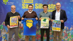 Presentaci&oacute;n de la Hidrobal Sant Silvestre Calvianera con participantes y carteles