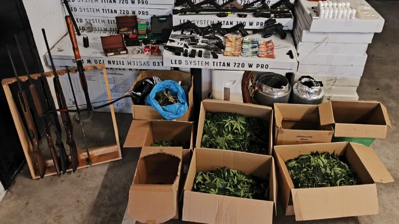 Identifican a un tercer implicado en la plantaci&oacute;n de marihuana y el arsenal de armas de Selva