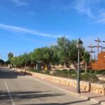 Vista del carrer de s'Arrabassat en s'Alqueria Blanca con nuevo alumbrado público.