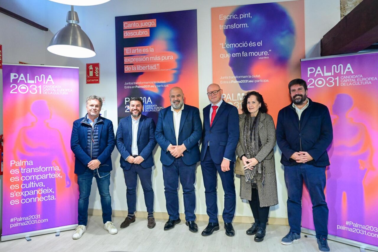 Presentación de la oficina Palma 2031 con varios asistentes