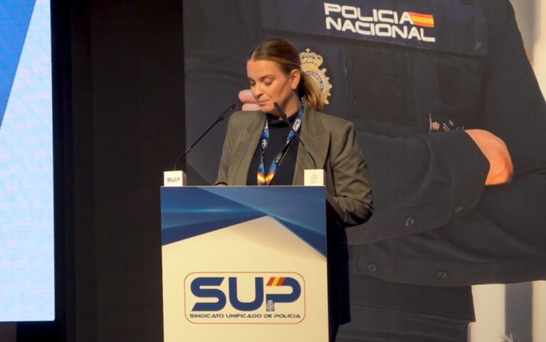 Marga Prohens hablando en el XIII Congreso del SUP en Toledo