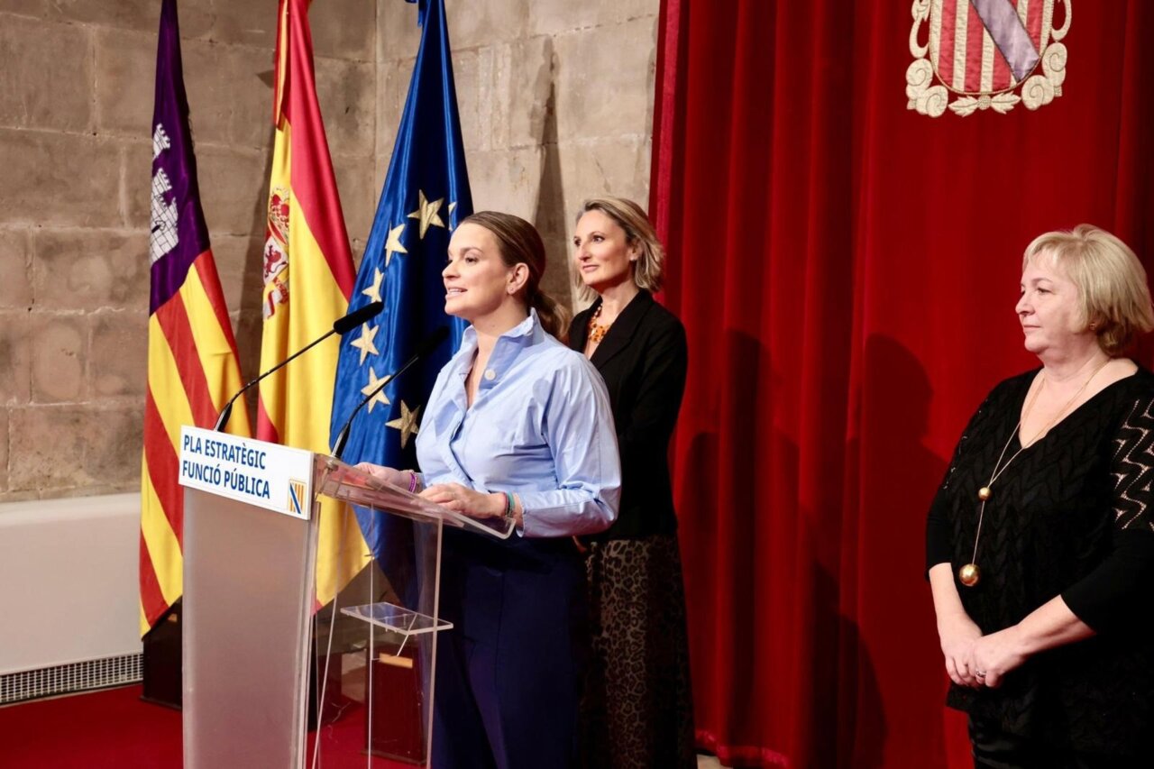 El Govern convocará más de 700 plazas para reducir la temporalidad de sus funcionarios