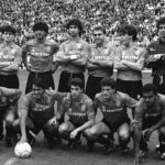 Equipo del RCD Mallorca en 1991 durante un partido de fútbol