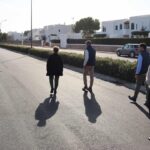 Vista de la calle de les Roquisses en Cala d'Or tras la renovaci&oacute;n del pavimento.