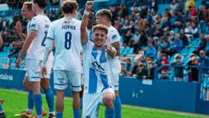 Jugadores del Atl&eacute;tico Baleares celebrando un gol en el partido