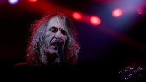 Robe Iniesta: adi&oacute;s al fundador de Extremoduro y leyenda del rock espa&ntilde;ol