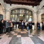 Acto de solidaridad en el Palau del Consell de Mallorca por la víctima de violencia machista.