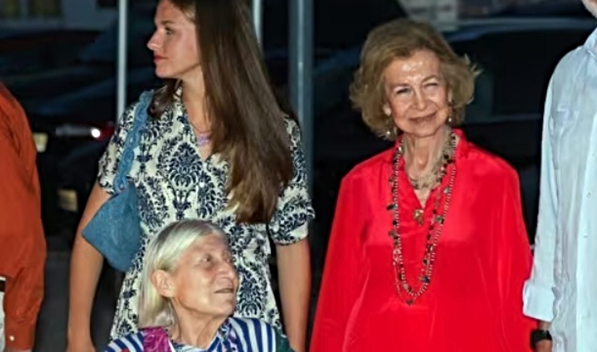 Tatiana Radziwill y Do&ntilde;a Sof&iacute;a en un evento social