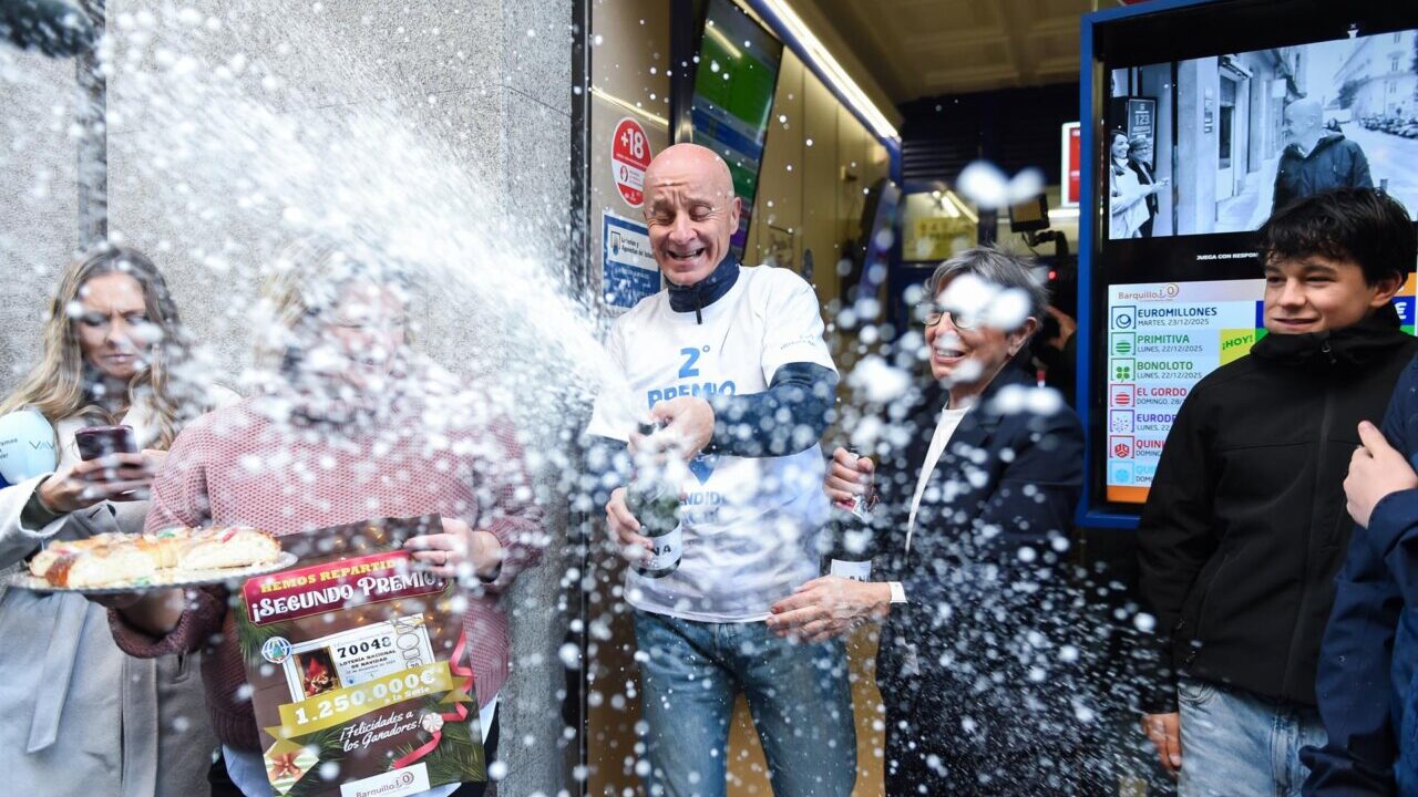 Celebraci&oacute;n del tercer premio de la Loter&iacute;a de Navidad en Mallorca