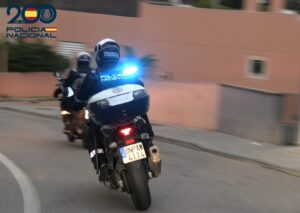 Motocicleta de la Polic&iacute;a Nacional en una intervenci&oacute;n en Palma.