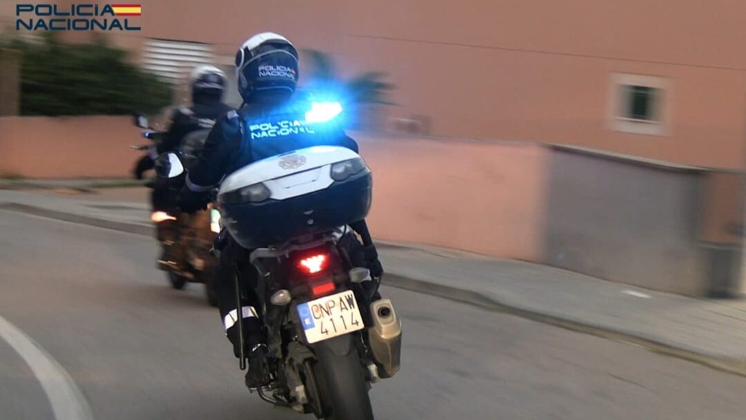 Detenido por agredir sexualmente a una joven en el portal de su casa