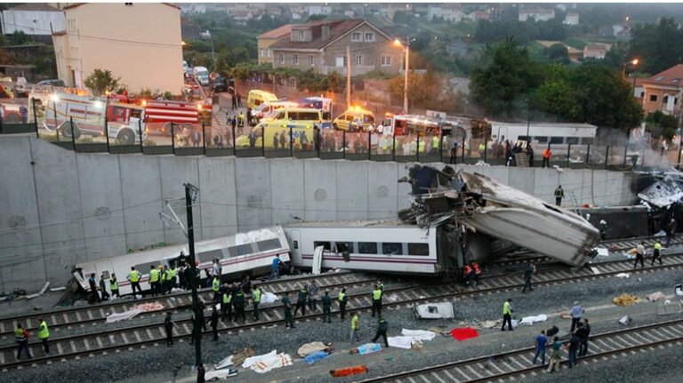 El Supremo confirma la condena al maquinista del Alvia por el accidente de Angrois