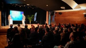 Presentaci&oacute;n del calendario de conferencias de salud en Calvi&agrave;