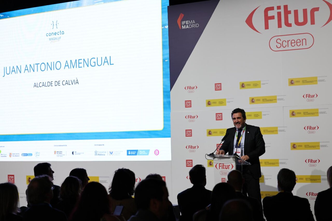 Juan Antonio Amengual presentando en Fitur 2026 sobre Calvià