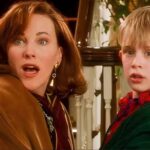 Catherine O'Hara y Macaulay Culkin en una escena de Solo en Casa