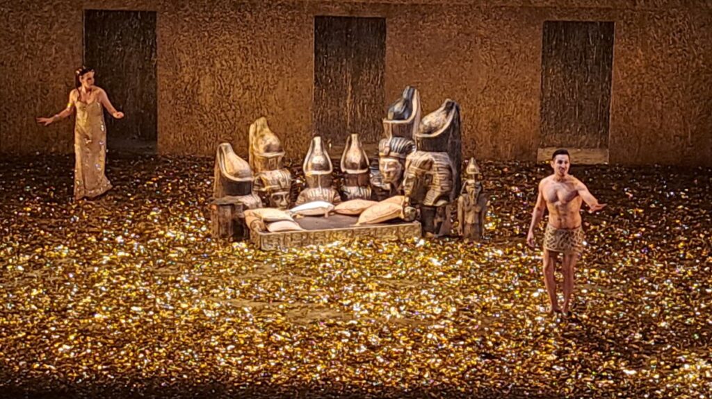 Escena de La Corte de Fara&oacute;n en el Teatre Principal de Palma