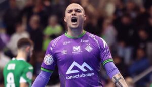 Fabinho celebrando un gol durante la Supercopa de Espa&ntilde;a 2026