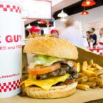 Five Guys llega a Mallorca con dos nuevos restaurantes
