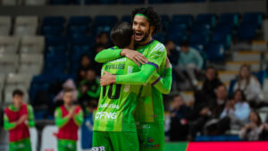 Jugadores del Illes Balears Palma Futsal celebrando un gol en Son Moix