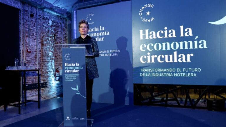 Ponente en evento sobre econom&iacute;a circular en la industria hotelera