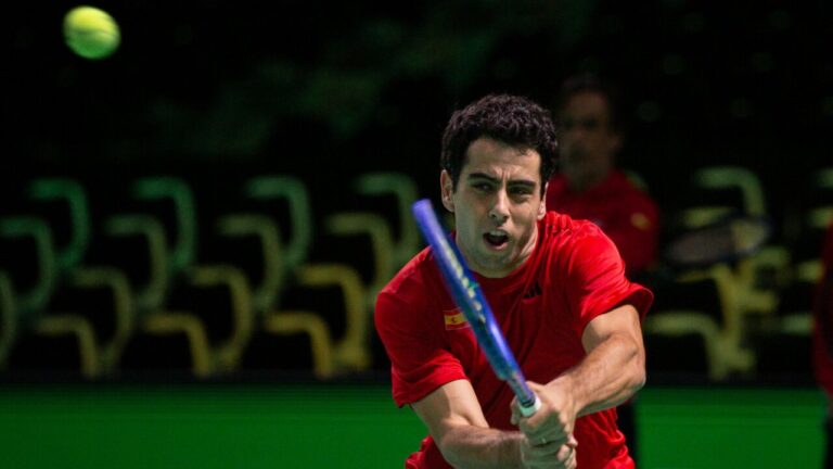 Munar pierde su primer partido de 2026 y Espa&ntilde;a, al borde de la eliminaci&oacute;n de la United Cup