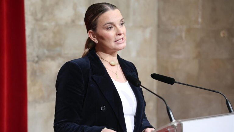 Marga Prohens expresando sus condolencias por Miquel Contestí