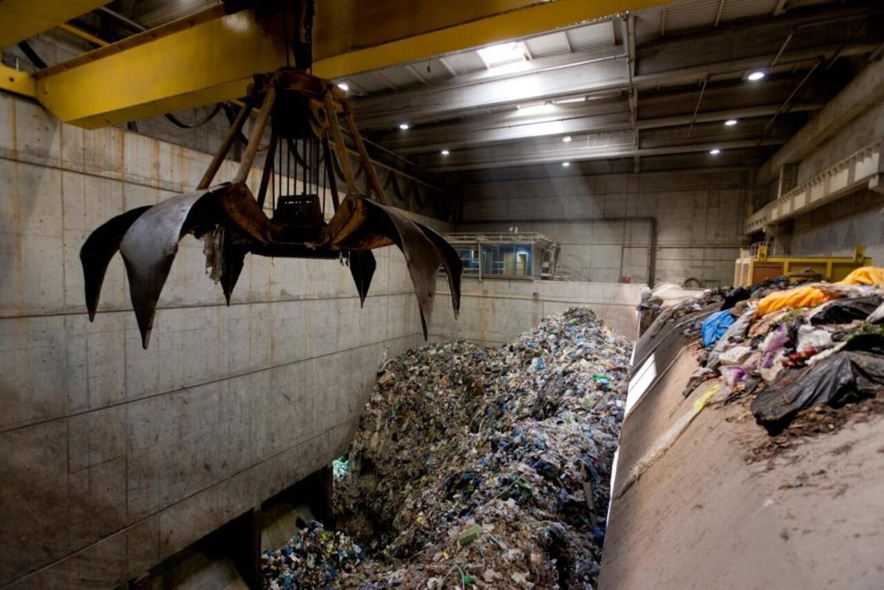 Vista del vertedero de Son Reus con residuos acumulados