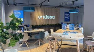 Nueva oficina de Endesa en Andratx para informar a clientes sobre el autoconsumo y la movilidad el&eacute;ctrica