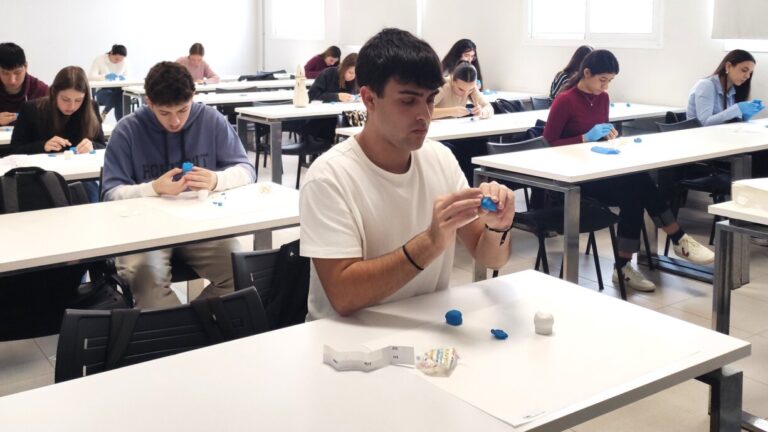 ADEMA exigir&aacute; una prueba de admisi&oacute;n en Odontolog&iacute;a, Nutrici&oacute;n y Bellas Artes